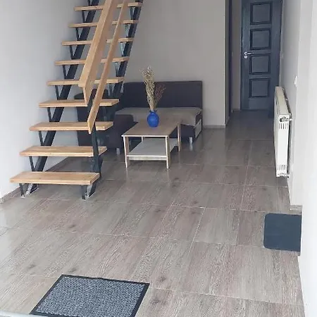 Jani Vendeghaz Ground Floor & Apartman Holiday home