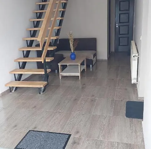 Jani Vendeghaz Ground Floor & 度假居